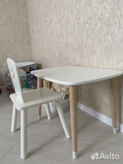 Комлект детской мебели