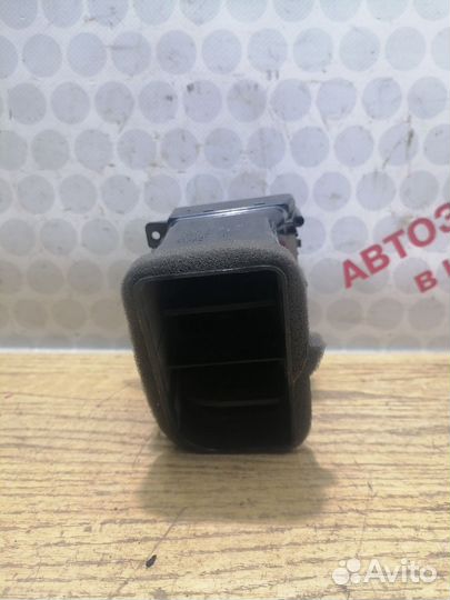 Дефлектор салона центральн правый Chevrolet Epica