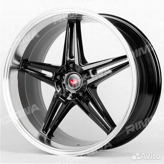 Литой диск в стиле vossen R19 5x112