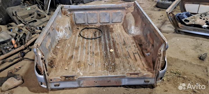 Кузов Mitsubishi L200