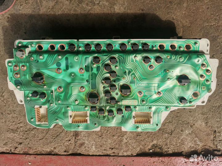 Приборная панель mitsubishi galant 8