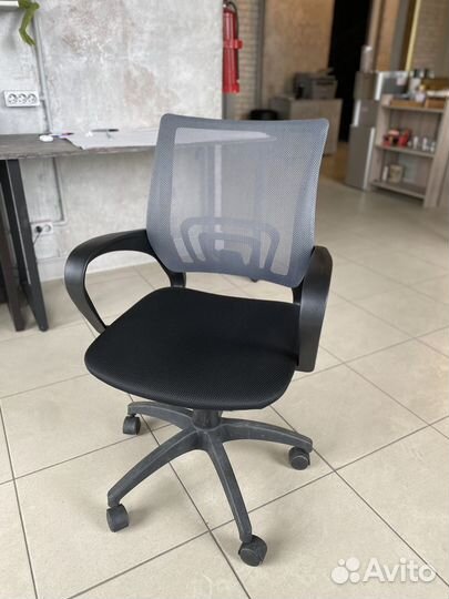 Компьютерное кресло