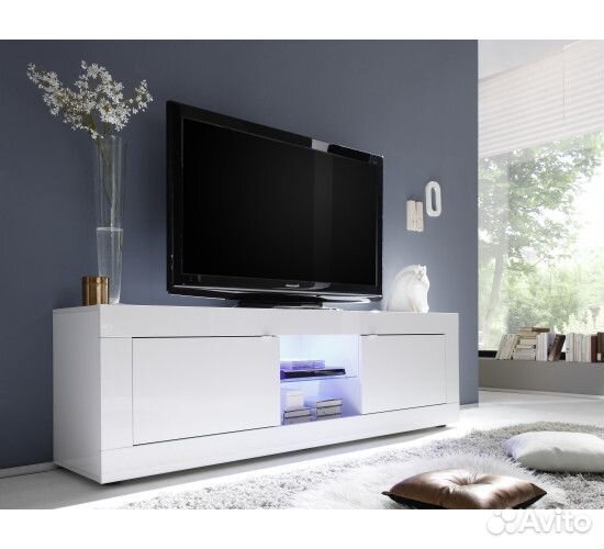 Тумба под телевизор