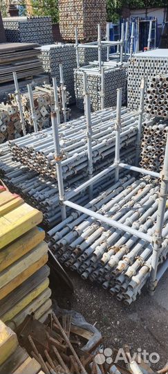 Кап-лок, стойка