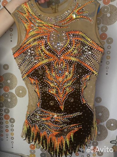 2 гимнастических купальника