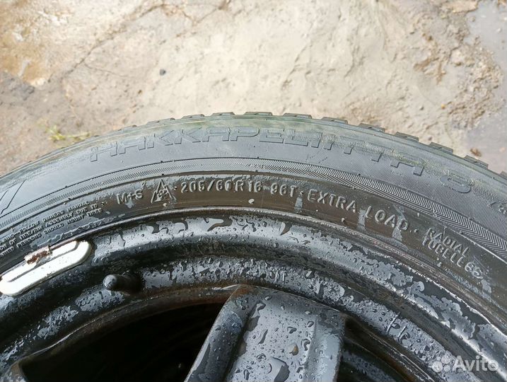 Nokian Tyres Hakkapeliitta 8 205/60 R16 96T