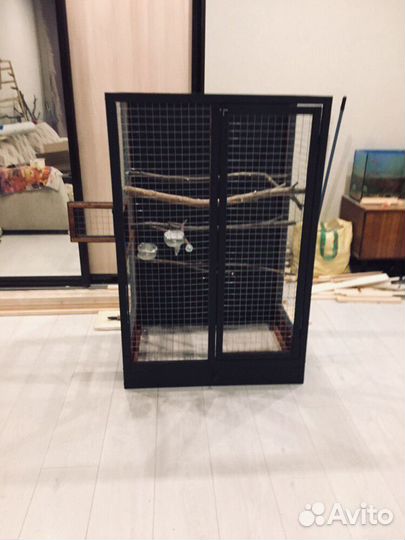 Клетка для птиц попугая