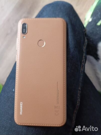 HUAWEI Y6 (2019), 2/32 ГБ