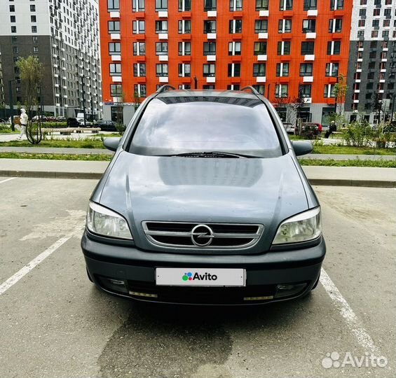 Opel Zafira 1.8 МТ, 2004, 250 000 км