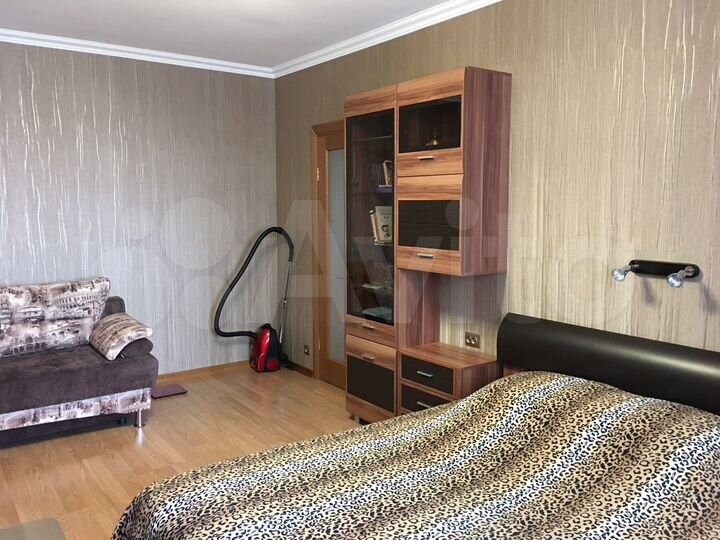 1-к. квартира, 42 м², 8/14 эт.