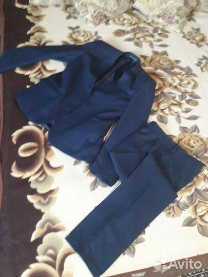 Школьный костюм