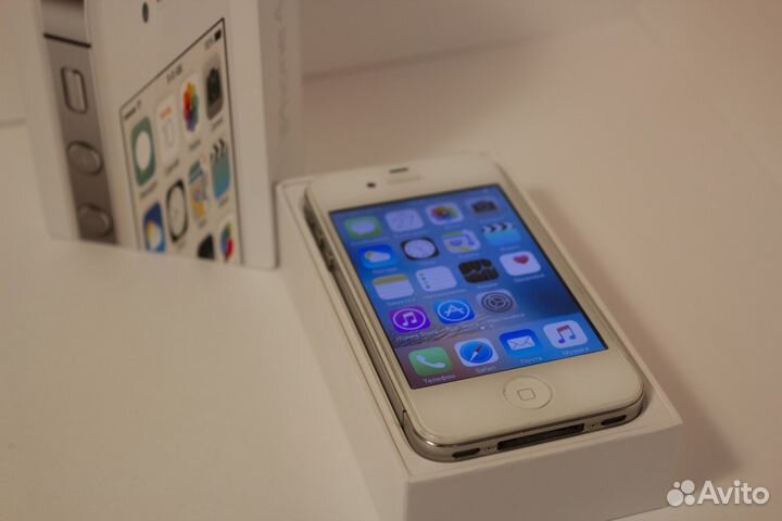 iPhone 4S, 8 GB, Белый