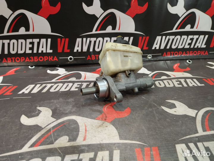 Главный тормозной цилиндр Renault Sandero 1