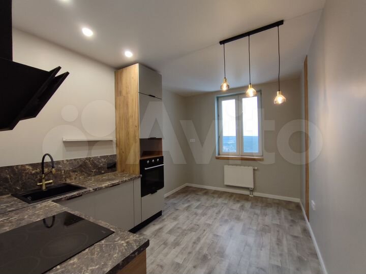 2-к. квартира, 70,2 м², 25/25 эт.