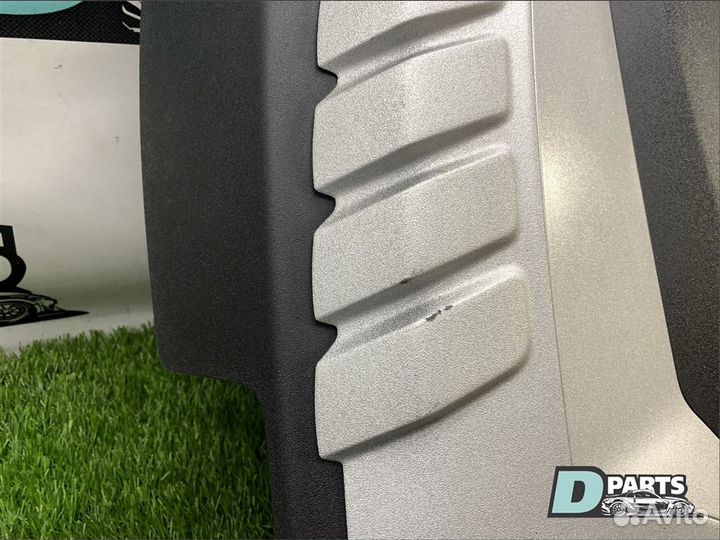 Декоративная крышка двс Audi Q7 CCF