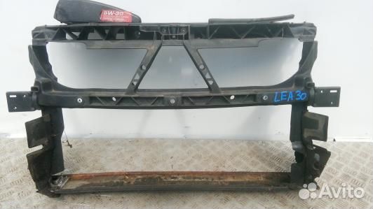 Передняя панель крепления облицовки (телевизор) volkswagen phaeton 1 (LEA30G201)