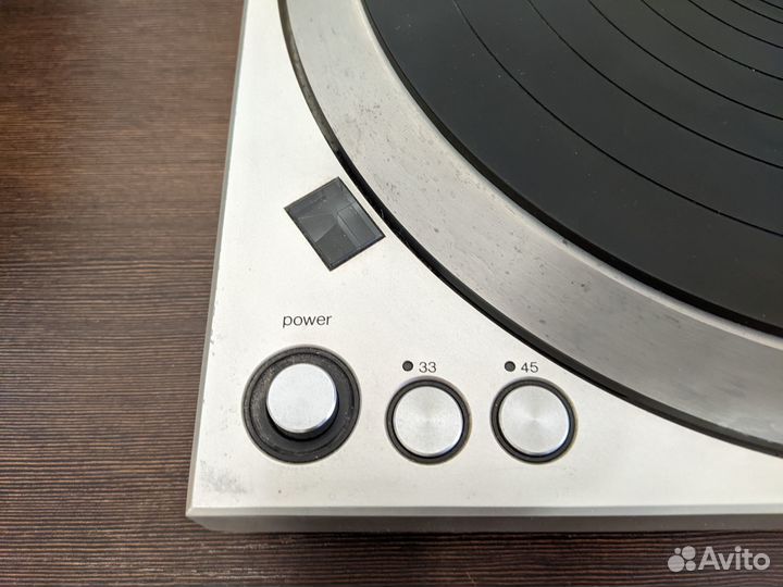 Проигрыватель винила Technics