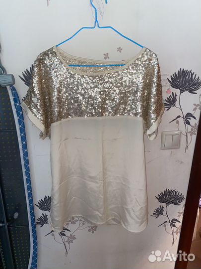 Блузка с пайетками 48 размер