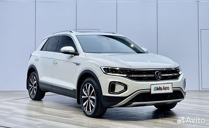 Volkswagen T-Roc (China) 1.4 AMT, 2023, 3 000 км