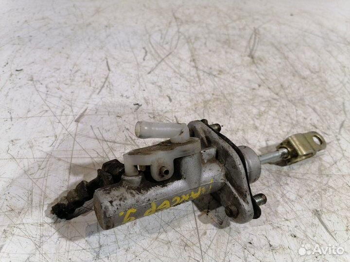 Главный цилиндр сцепления Mitsubishi Lancer 9 1.6