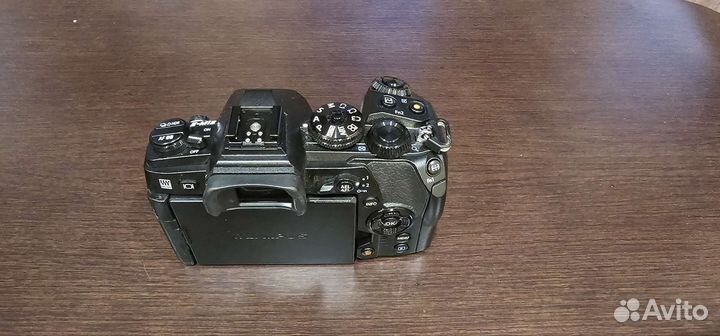 Фотокамера Olympus OM-D E-M1 Mark II