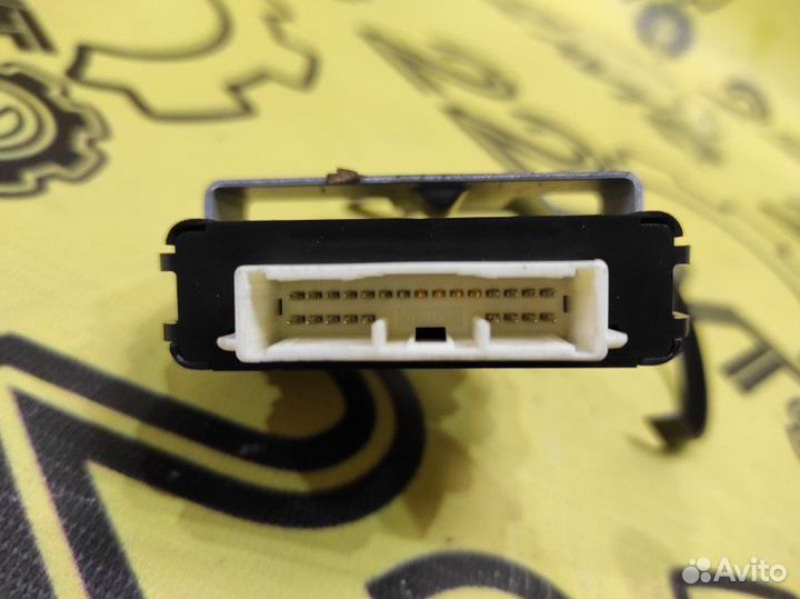 Блок управления корректором фар Subaru