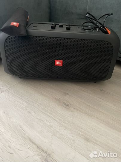Колонка jbl partybox on the go