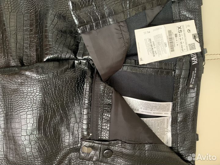 Кожаные шорты бермуды Zara