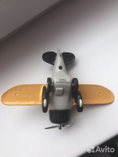 Самолёт коллекционный. 2шт