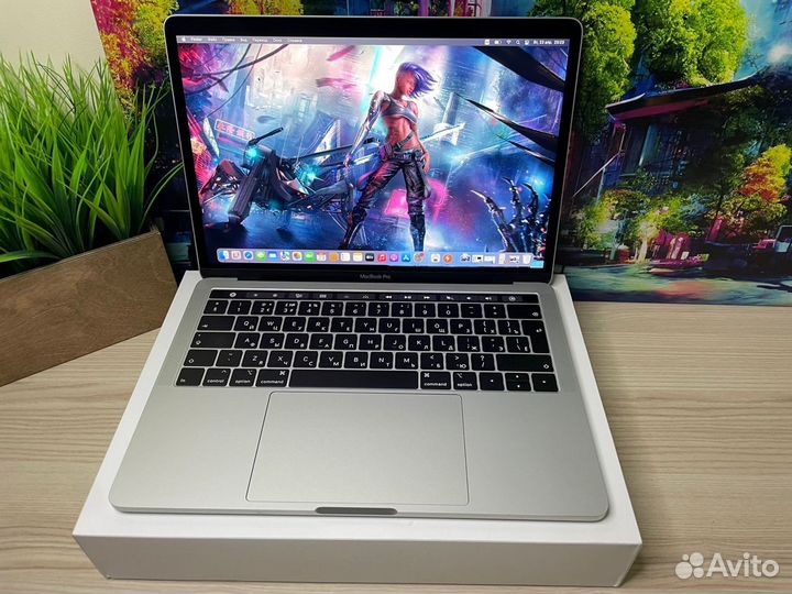 Macbook pro 13 2019 i7 16gb 500 Топовый