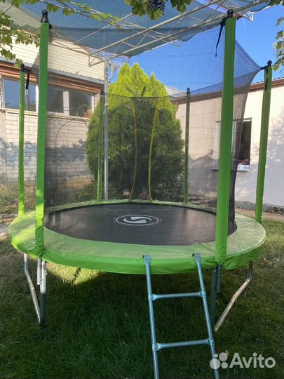 Батут с сеткой, каркасный