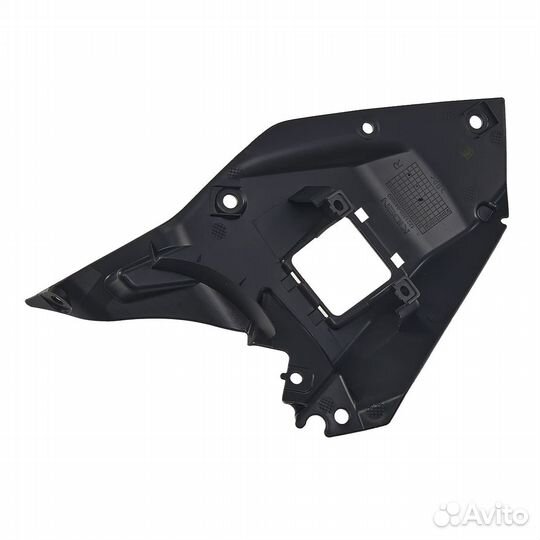 Пластина внутренняя правой крышки топливного бака