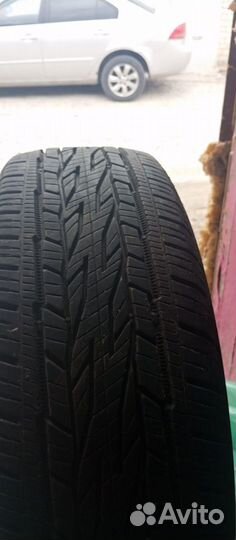 Continental ContiCrossContact LX2 215/65 R16