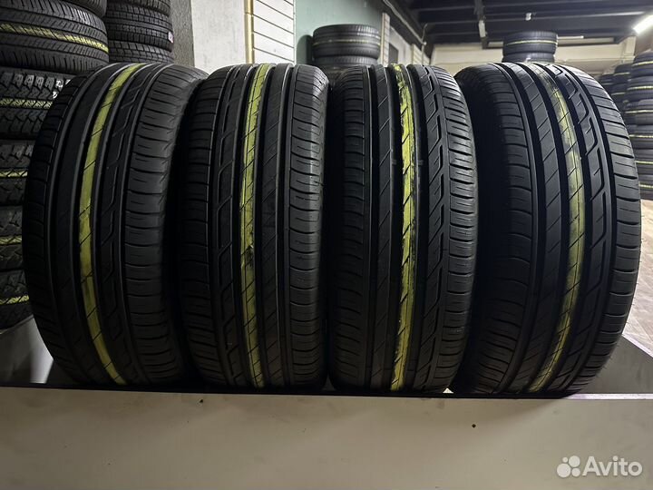 Bridgestone Turanza T001 215/55 R17 94V