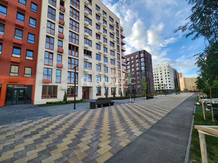 2-к. квартира, 45 м², 8/16 эт.