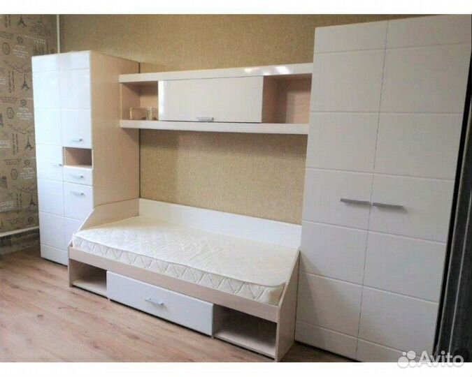 Письменный стол мдф