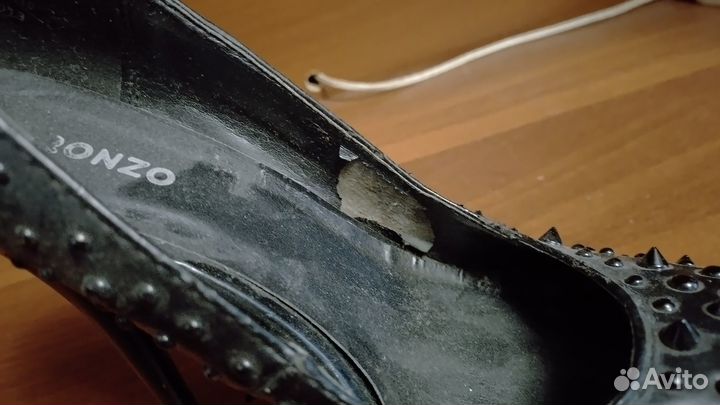 Туфли с шипами, р-р 38