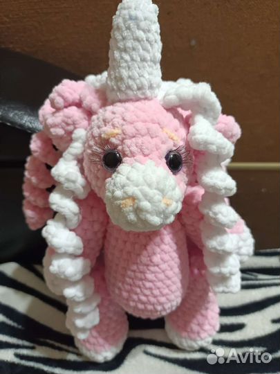 Единорог из плюшевой пряжи