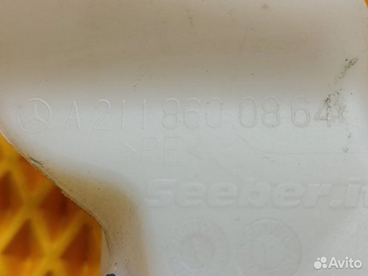 Горловина бачка омывателя Mercedes Cls W219 3.5