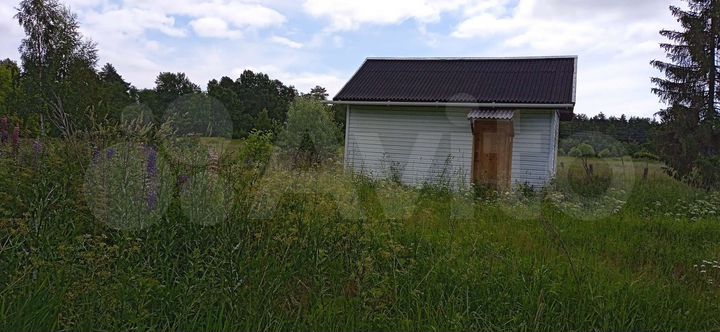 Дом 20 м² на участке 15 сот.