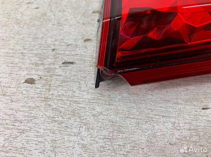 Фонарь задний левый Mitsubishi Outlander 3 2015