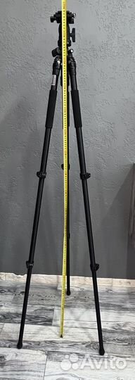 Штатив для фотоаппарата