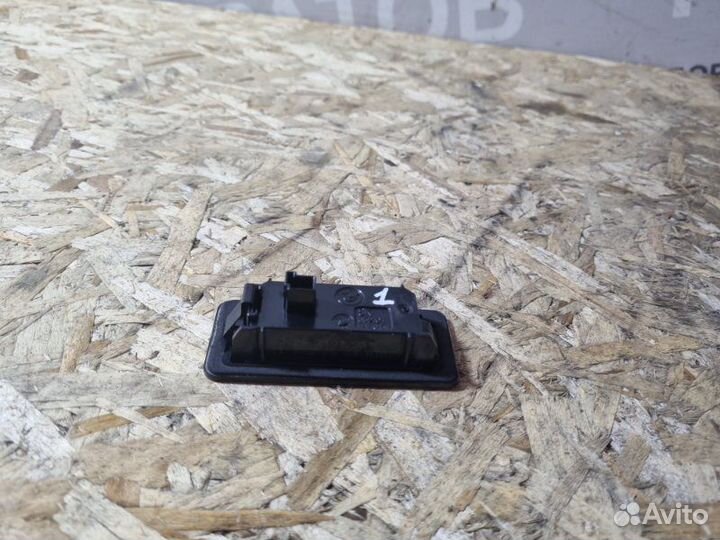 Фонарь подсветки номера №1 Bmw 3 E90 седан 2.0