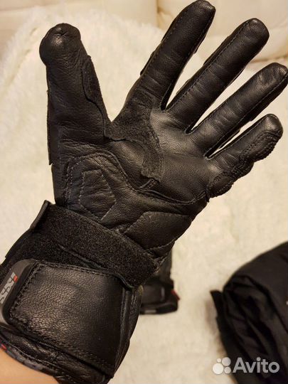 Мотоперчатки