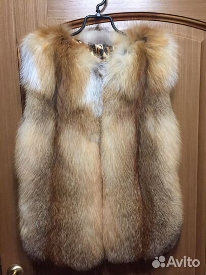 Безрукавка из лисы