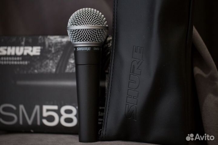 Вокальный динамический микрофон Shure SM58S с выкл
