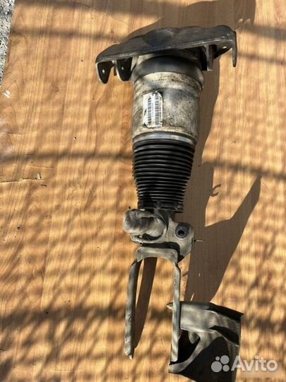 Пневмостойка передняя Porsche Cayenne 955