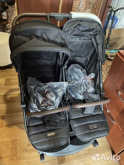 Коляска для двойни