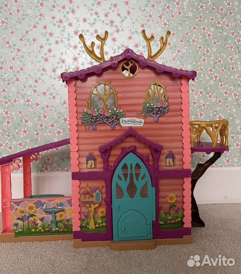 Продаю домик Enchantinals