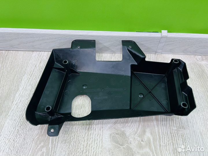 Накладка декоративная Mercedes MP3 мп3 A9416821017